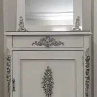 کنسول و آینه