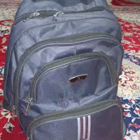 کیف کوله برزندتی مهکم جادار نو هستش اسفاده نشده