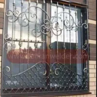 ساخت انواع سازه های فلزی در محل