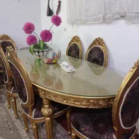 میز نهار خوری  سلطنتی.