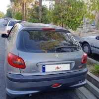 پژو 206 مدل 84|خودرو سواری و وانت|شیراز, شهرک صنعتی شیراز|دیوار
