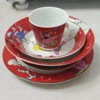 ظروف بچگانه سالم تمیز و نو ، اصلا استفاده نشده
