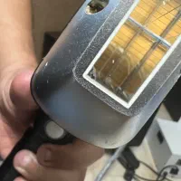 اپراتور لیزر خانم