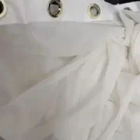 دو عدد پرده با والان مخمل طوسی