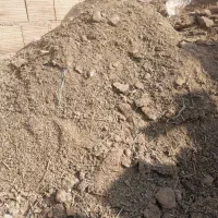 کود مرغی در حدود40 تا50 گونی