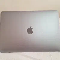 مک بوک ایر m1 در حد نو