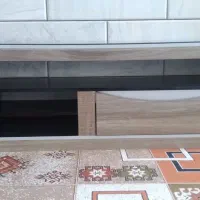 میز تلویزیون در حد نو