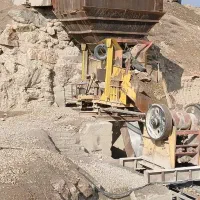اپراتور .نصاب  دستگاه سنگ شکن تعمیرات جزئی و کلی