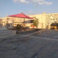 باغ وتالارمجلل آراد.