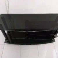 میز تلویزیون شیشه ای