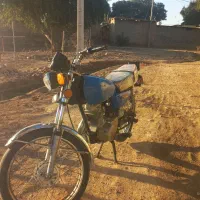 موتور سیکلت صحیح سالم مدل ۸۵ پارکینگی