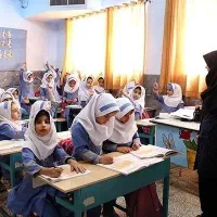 علاقه‌مندان به استخدام در مدارس