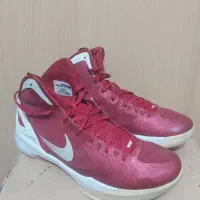 نایک ورزشی والیبال سایز ۴۵ یا ۴۶|تجهیزات ورزشی|سهند, |دیوار