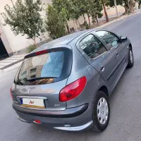 پژو ۲۰۶ تیپ ۲ مدل ۹۹ بدون رنگ کم کار درحد