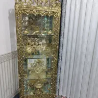 یک عدد بوفه طرح برنز