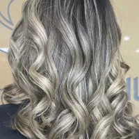 ناخن کار و رنگ و مش|آرایشگاه و سالنهای زیبایی|تهران, زعفرانیه|دیوار