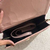 کیف زنانه|کیف، کفش، کمربند|میانه, |دیوار