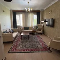 پونک همیلا ۷۰ متر دو خواب با پارکینگ و انباری