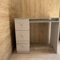 میز ام دی اف سه کشو