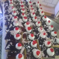 به یک کارگر جهت کار نیازمندیم