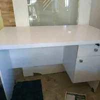 میز اداری تحریر ناخن کاری دفتر کار