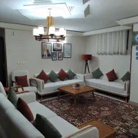 لوستر چوبی بسیار شیک