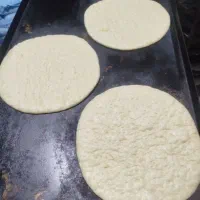باگت و خمیر پیتزا
