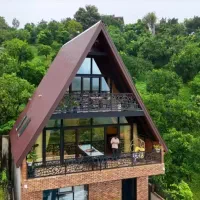 کلبه چوبی و جنگلی تریبلکس، استخر آبگرم ، تازه ساخت