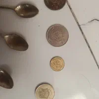 قاشق برنجی|کلکسیون اشیاء عتیقه|مشهد, کارمندان دوم|دیوار