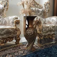 گلدان طلایی