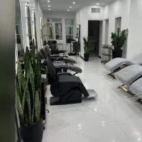 خدمات ناخن و سولار و فیبروز پاساژ سپید