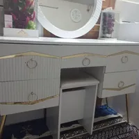 ست تخت دو نفره و میز|تخت و سرویس خواب|خمینی‌شهر, |دیوار