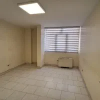 یک اتاق 17 متری از دفتر اداری