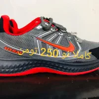 مقداری کفش نو و لباس در حد نو