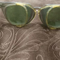 عینک قدیمی|زیورآلات و اکسسوری|شاهین‌شهر, دکتر حسابی|دیوار