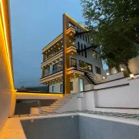 تریبلکس مدرن ییلاقی ۳۰۰ متری هوشمند استخردار
