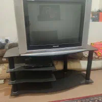 تلویزیون ومیز