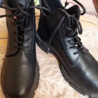 پوتین و کتانی|کیف، کفش، کمربند|اردبیل, |دیوار