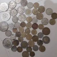 تعدادی سکه ایرانی وخارجی