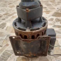 چراغ باغی وپمپ|لامپ و چراغ|صومعه‌سرا, |دیوار