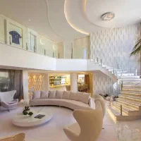اجاره واحد تجاری متراژ بالا ۱۰۵ متر در چهار راه