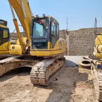 بیل کوماتسو 220