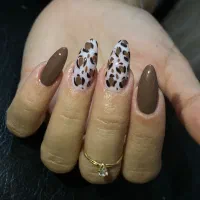 برای امروز پنجشنبه مدل  میخوام در حضور مربی