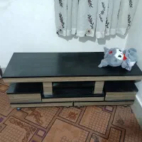 میز تی وی در حد نو|میز تلویزیون|قم, ولیعصر|دیوار