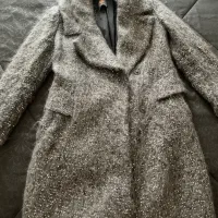 پالتو و‌مانتو زنانه لباس زنانه در حد‌نو