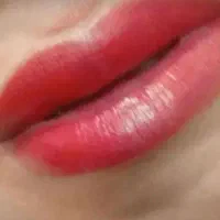 رژلب دائم و میکاپ