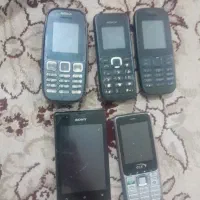 چند عدد گوشی خراب