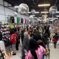 فروشنده (شاهینشهر)|استخدام خدمات فروشگاه و رستوران|شاهینشهر, فردوسی|دیوار