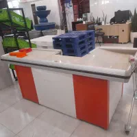 گاری وانواعی از قفسه ها به صورت نو و کارکرده