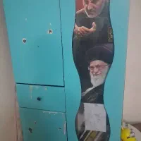 کمد نوجوان کاملا سالم